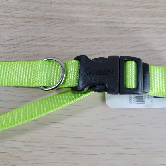 Coastal Adjustable Dog Collar Size M Medium 14" - 20" Light Green Snap Collar - Picture 3 of 4